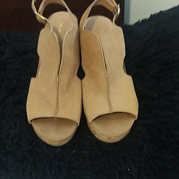 FRANK SARTO SUEDE WEDGES WORE ONCE - Picture 2 of 7